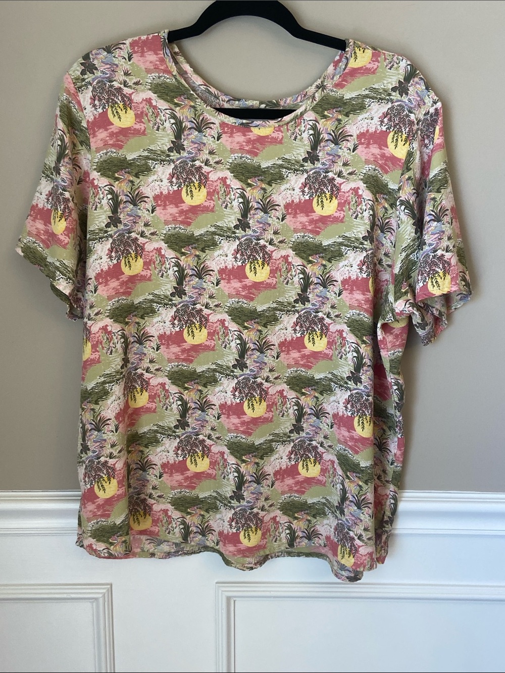 Flax Textured 100% Rayon Tropical Print Blouse, Size Medium, Lagenlook, Summer